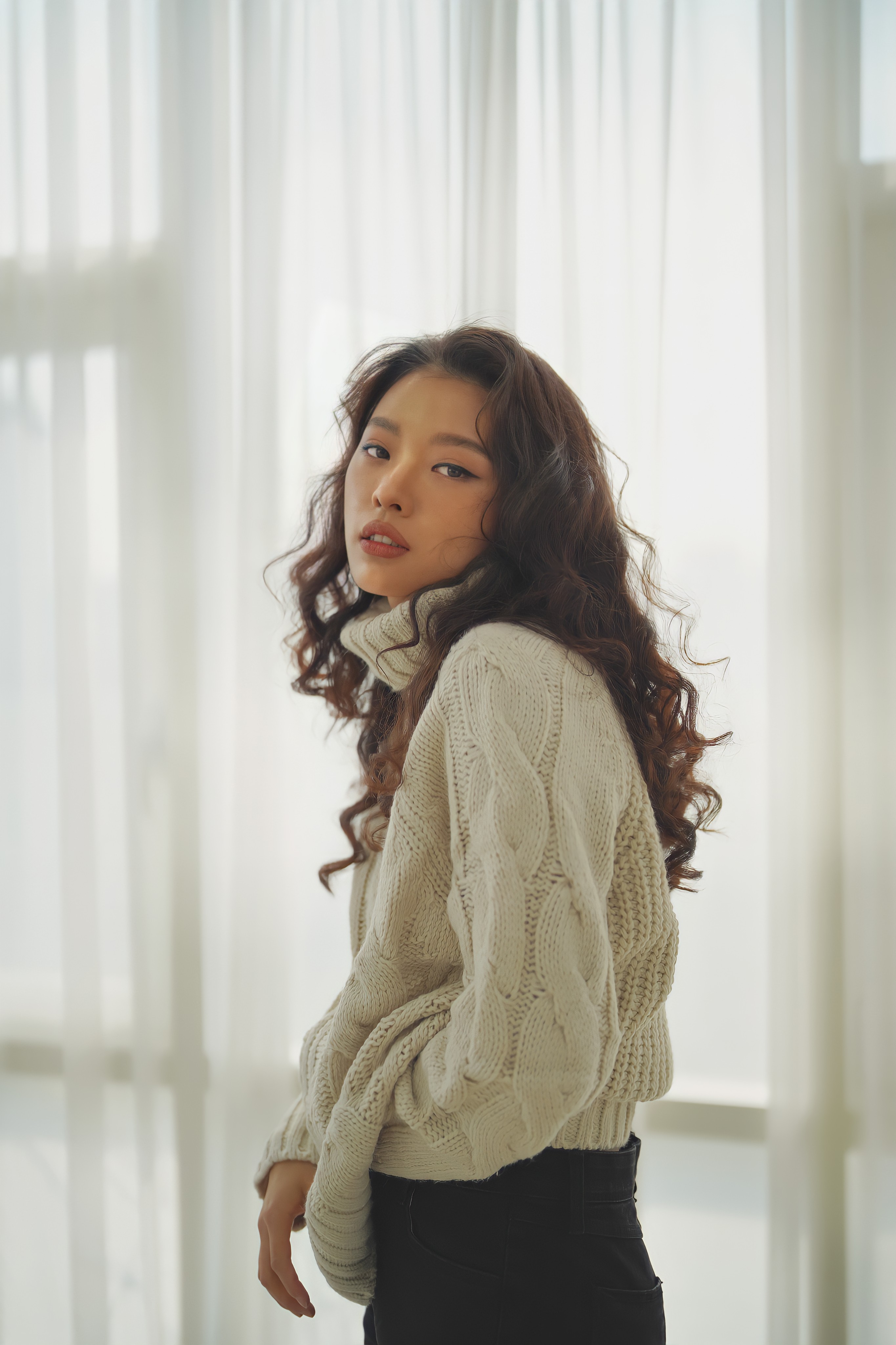 &quot;I adore You&quot; Turtleneck Knit Ivory - 카일라